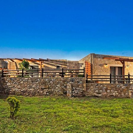 Petrakis Cretan Homes 키사모스 외부 사진