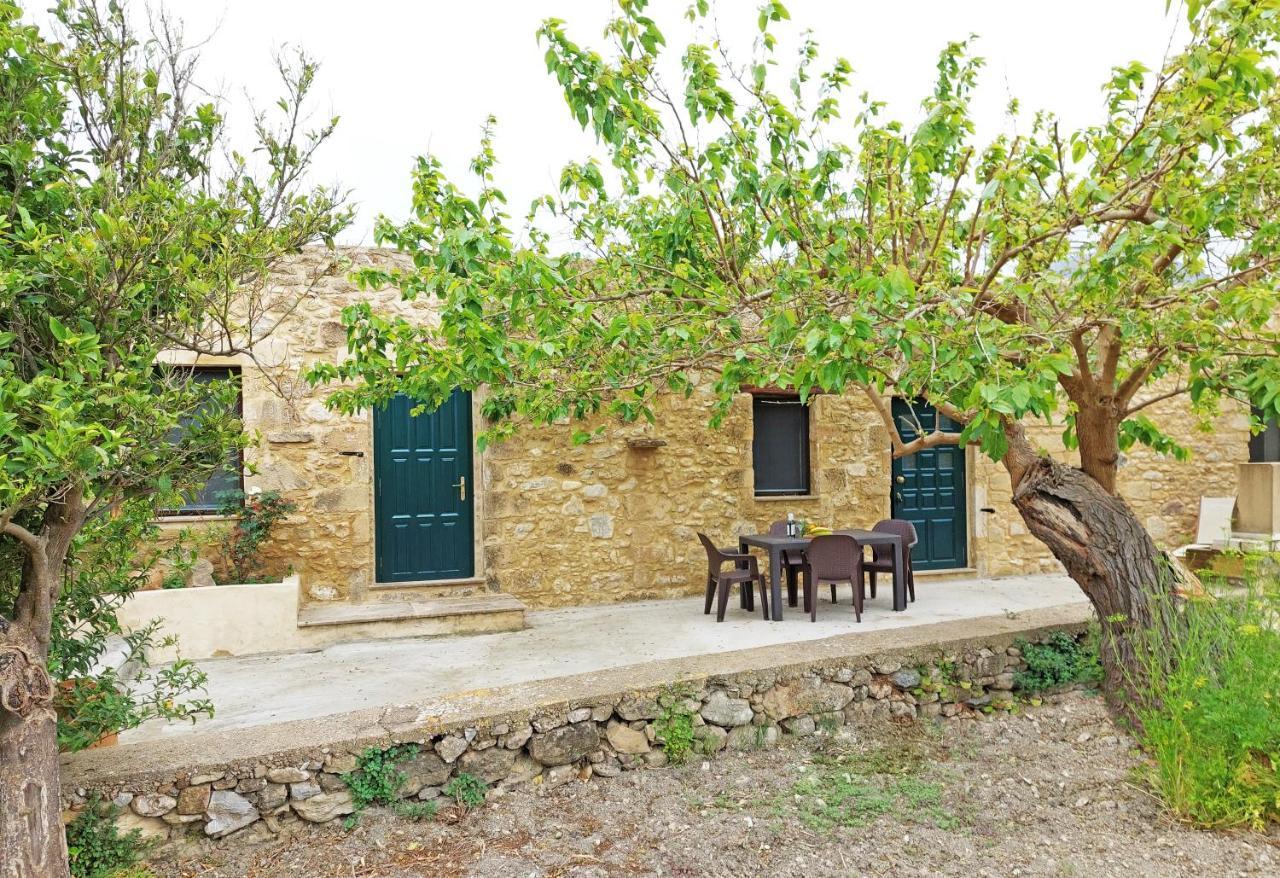 Petrakis Cretan Homes 키사모스 외부 사진
