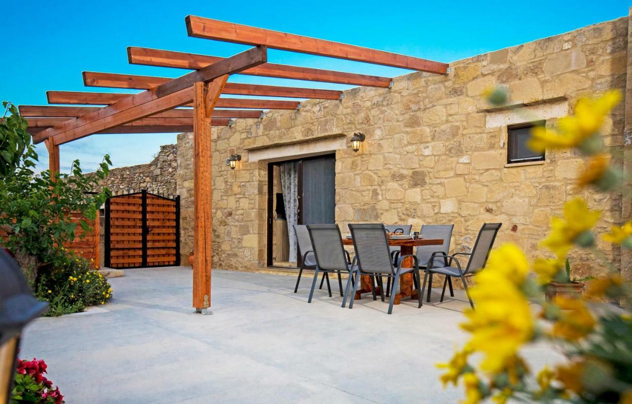 Petrakis Cretan Homes 키사모스 외부 사진