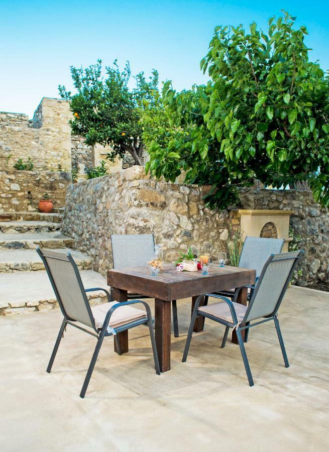 Petrakis Cretan Homes 키사모스 외부 사진